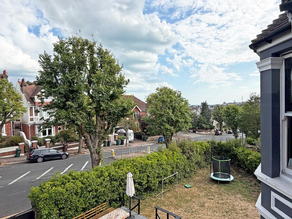Apartment in Brighton - View 2