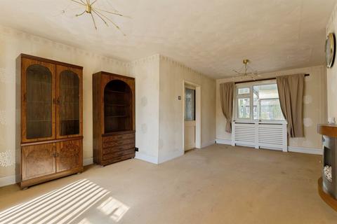 3 bedroom semi-detached house for sale, Thornton Road, Ellesmere Port
