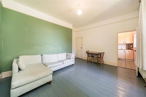 1 bedroom flat for sale, St. Johns Park, London SE3