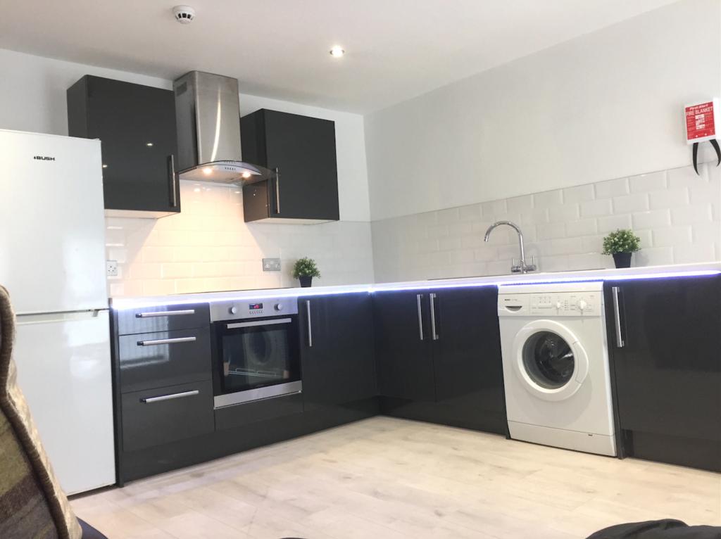 Apartment in Liverpool - View 3