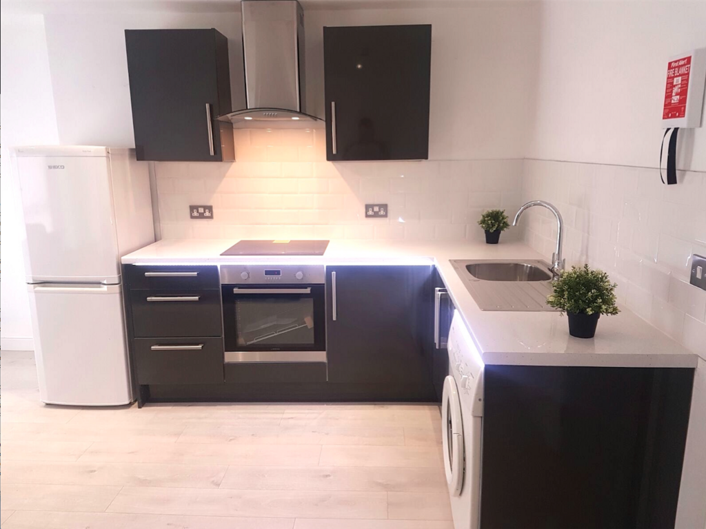 Apartment in Liverpool - View 5