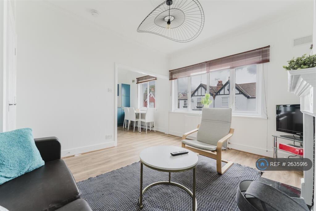 Apartment in London - View 2