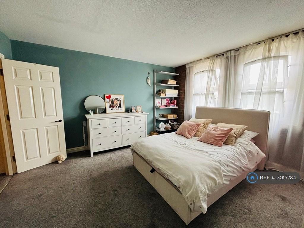 Apartment in Liverpool - View 5