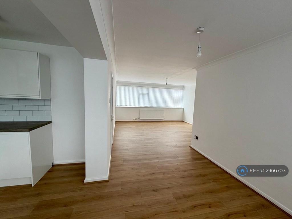 Apartment in Halesowen - More