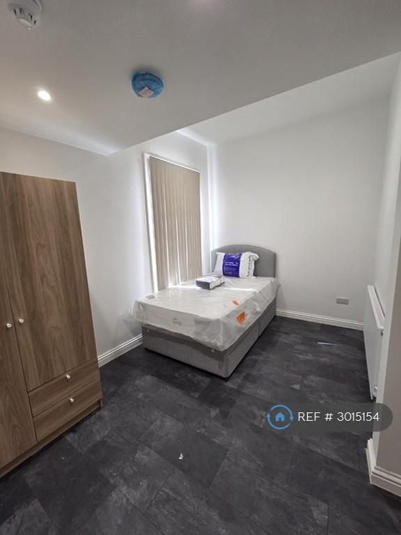 House in Nottingham - View 4