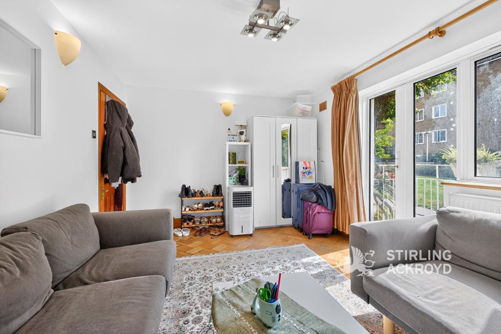 Apartment in London - View 2