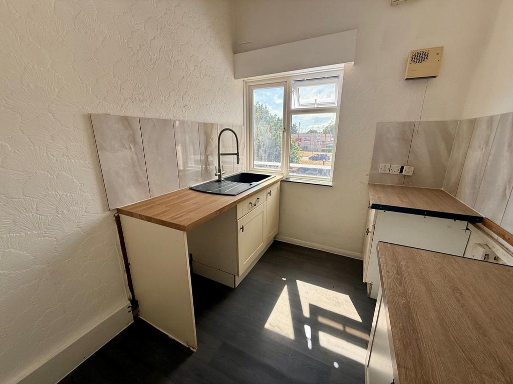 Apartment in Hampshire - View 3