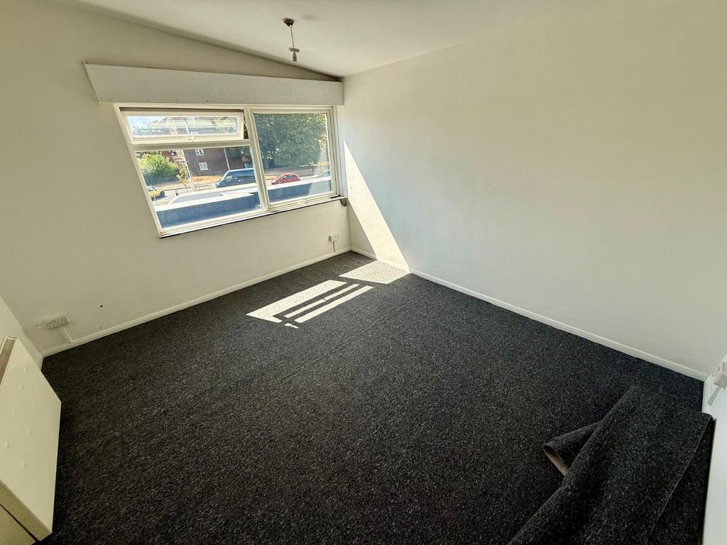 Apartment in Hampshire - View 4