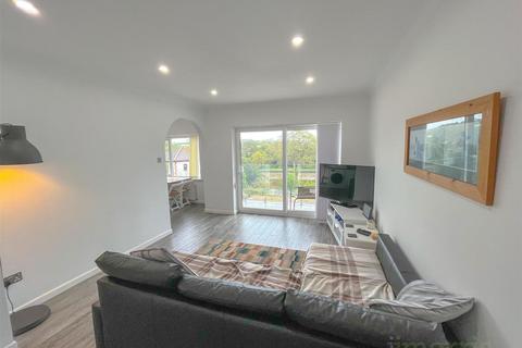 2 bedroom flat for sale, St. Dogmaels Road, Cardigan, SA43