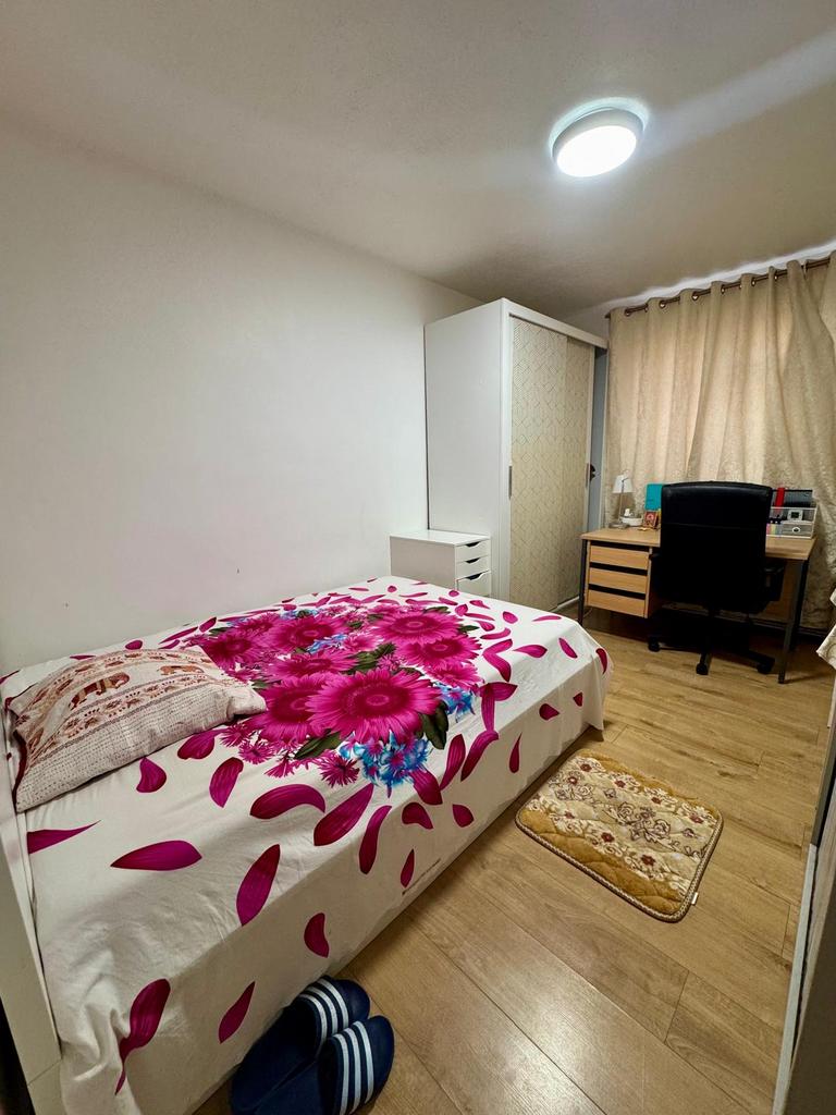 Apartment in London - View 3