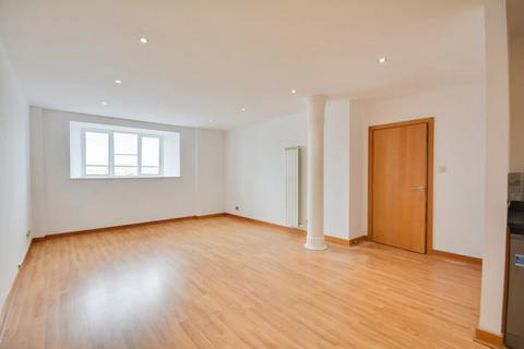 2 bedroom flat for sale, Dock Road, Birkenhead CH41