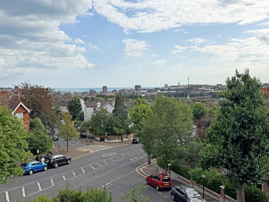 Apartment in Brighton - View 2