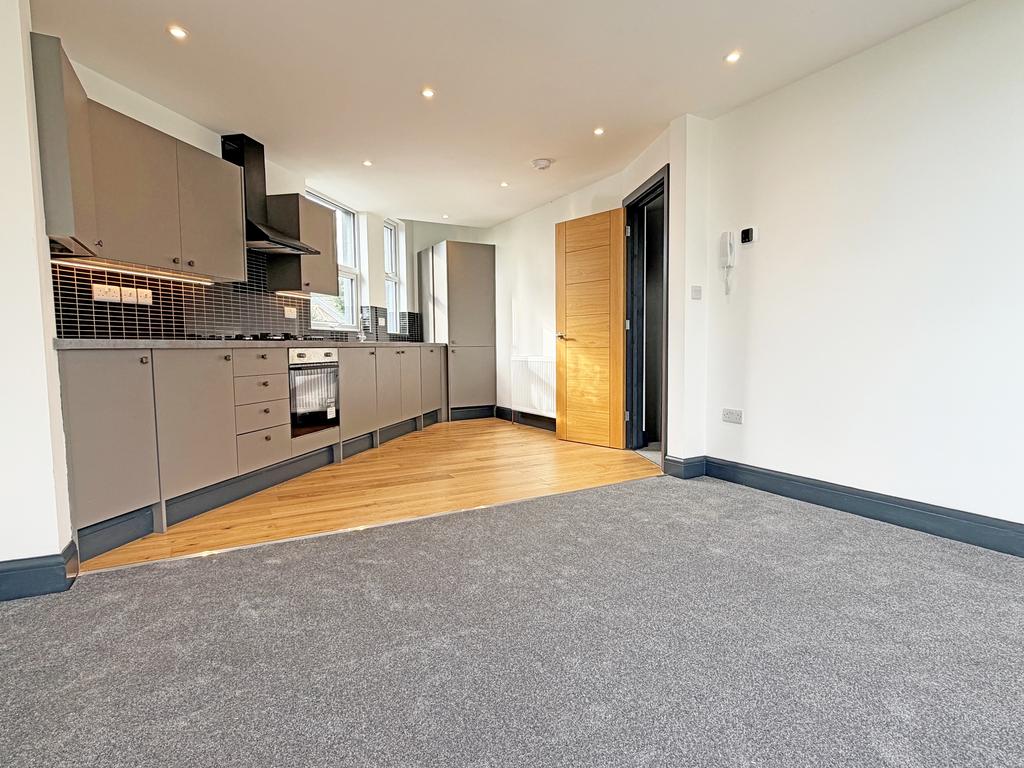 Apartment in Brighton - View 5