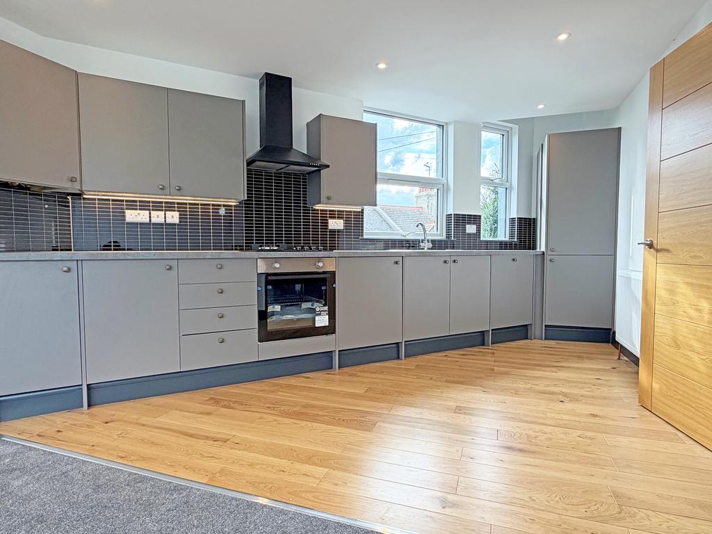 Apartment in Brighton - More