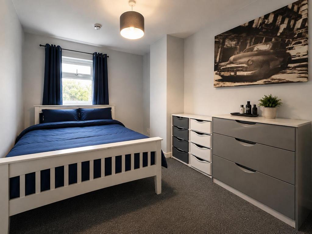 Apartment in Liverpool - View 5