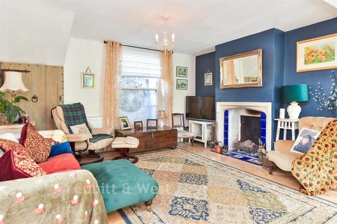 2 bedroom terraced house for sale, Station Road, Preston, East Sussex