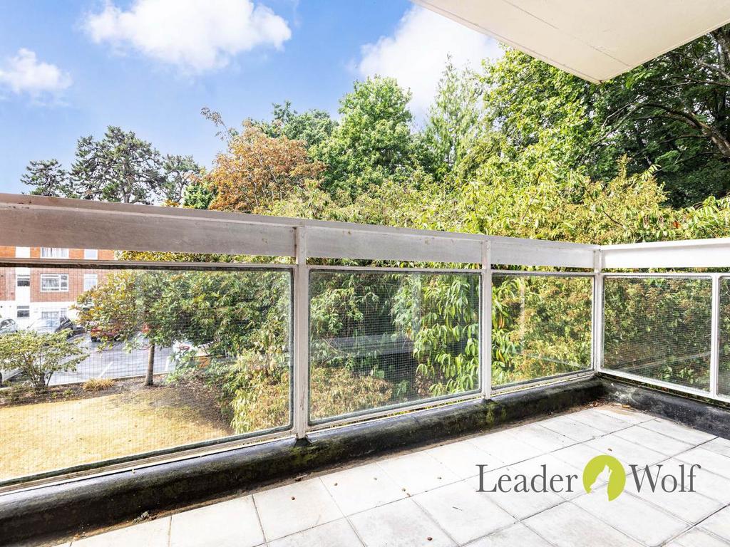 Apartment in Dorset - View 4