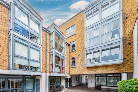 Isabella Mews, Islington, London, N1