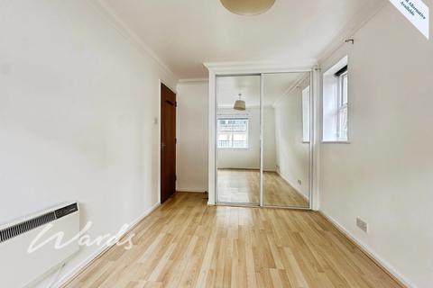 2 bedroom flat to rent, River Bank Close Maidstone ME15