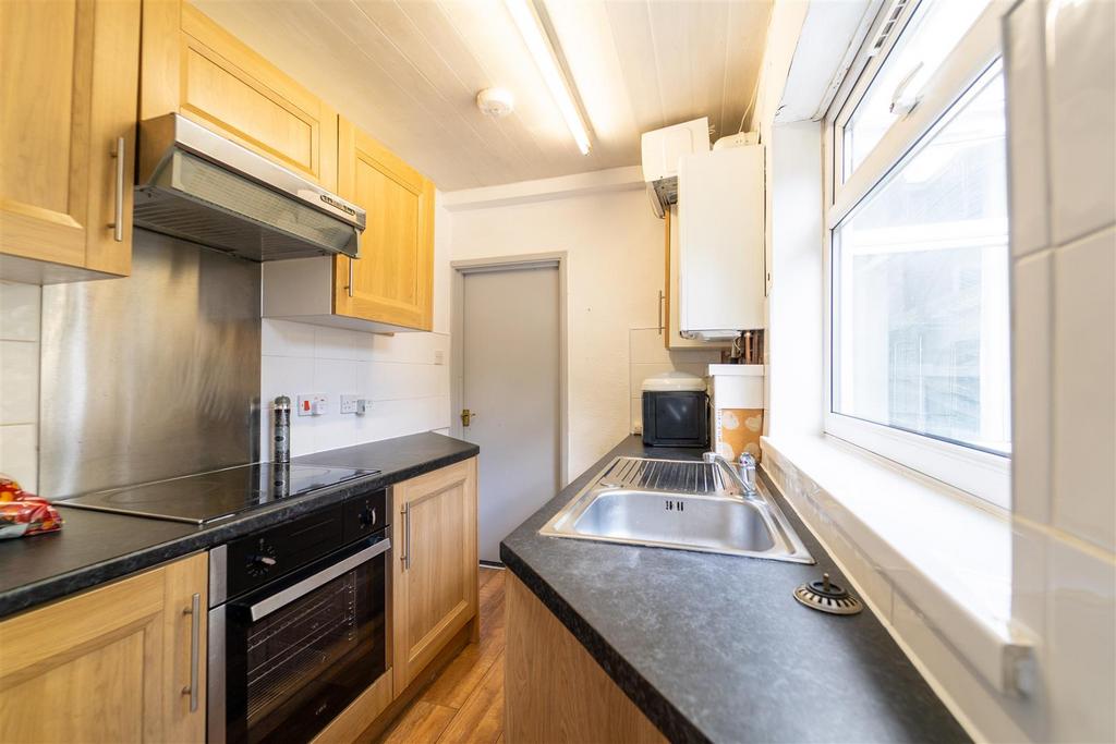House in Birmingham, West Midlands - View 5