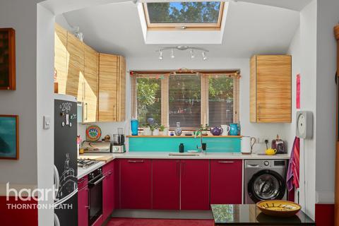 3 bedroom terraced house for sale, Kitchener Road, Thornton Heath