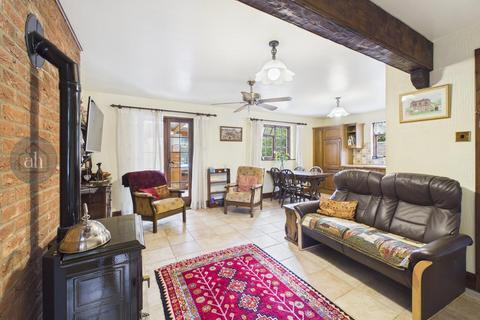 3 bedroom detached house for sale, The Park, Great Barton,