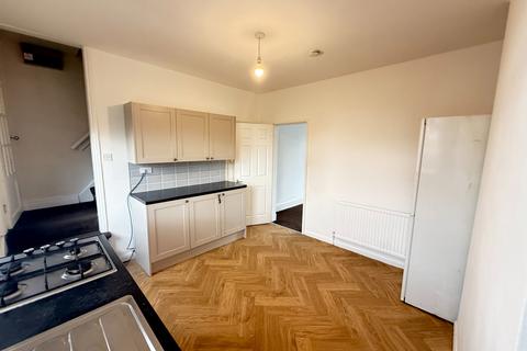 2 bedroom terraced house to rent, Keir Street, Barnsley, S70 2PA