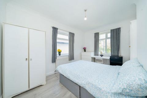 9 bedroom semi-detached house for sale, Haycroft Gardens, London NW10