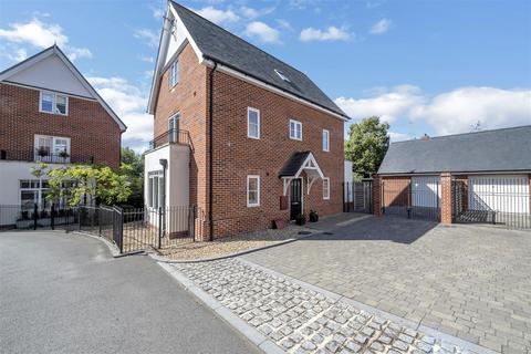 4 bedroom detached house for sale, Greene Mews, Bury St. Edmunds