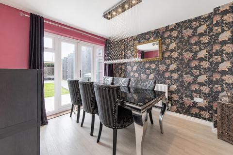 4 bedroom detached house for sale, Edmund Road, Holystone, Newcastle Upon Tyne, NE27