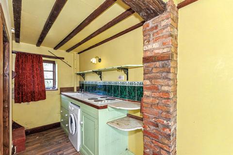 2 bedroom end of terrace house for sale, Market Harborough LE16