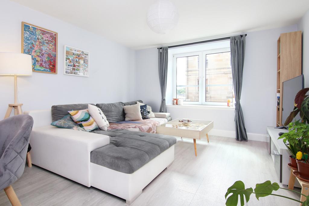 Apartment in Edinburgh - View 2