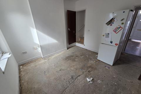 2 bedroom terraced house to rent, Ethel Street, Smethwick B67
