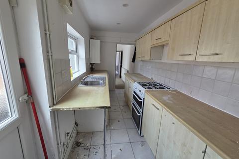 2 bedroom terraced house to rent, Ethel Street, Smethwick B67