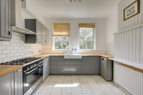 5 bedroom semi-detached house to rent, Penerley Road, Catford, SE6