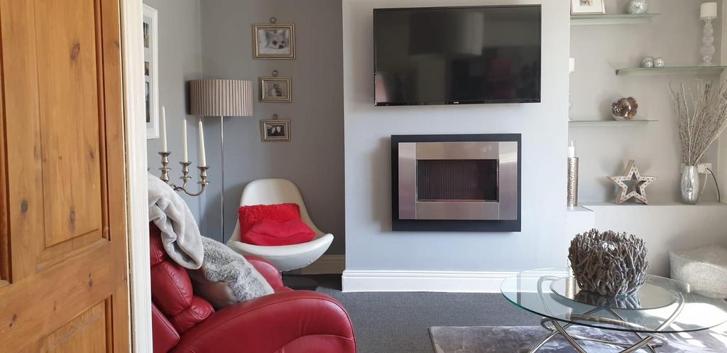 Apartment in Newcastle Upon Tyne - View 2