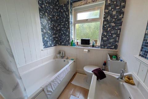 2 bedroom end of terrace house for sale, Greenwell Row, Clayton, Bradford