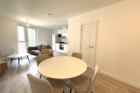 2 bedroom flat to rent, Griffiths Close, Birmingham, B12