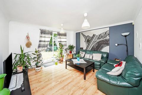 undefined, Chingford Mount Road, London E4