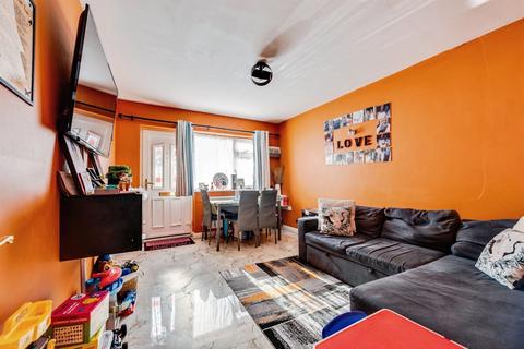 2 bedroom end of terrace house for sale, Merlin Road, Oxford