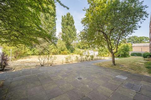 undefined, Hanger Vale Lane, London W5