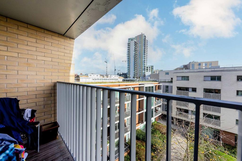 Apartment in London - View 5