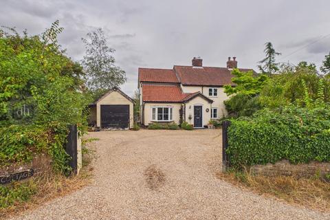 3 bedroom semi-detached house for sale, Daisy Green, Great Ashfield,