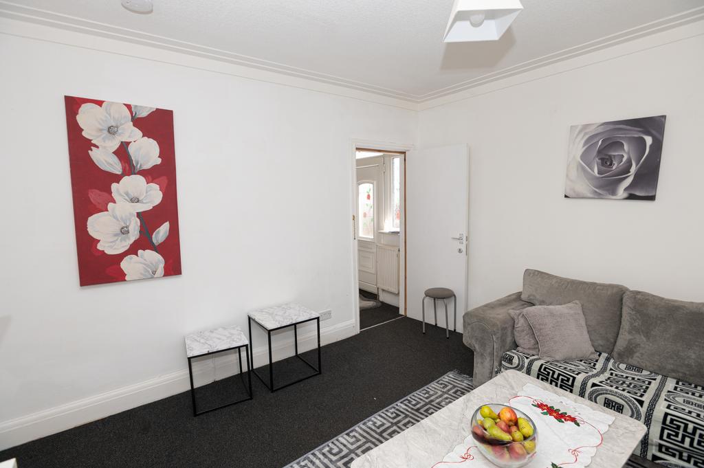House in Doncaster - View 2