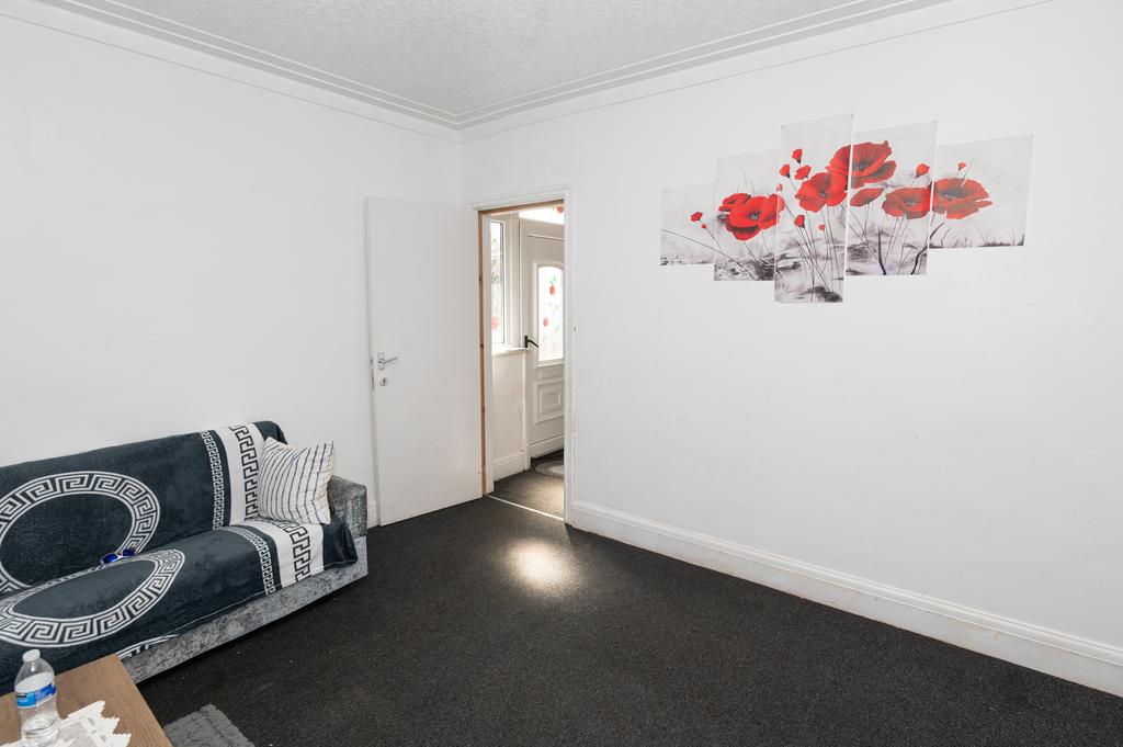House in Doncaster - View 5