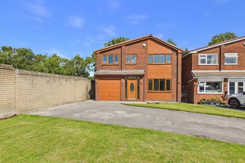 5 bedroom detached house for sale, Harold Avenue, Dukinfield, SK165NH