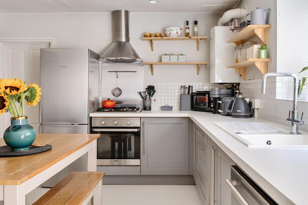 Apartment in Bristol - View 5