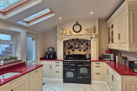 4 bedroom semi-detached house for sale, Woodland Park Road, Newport, NP19