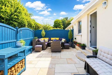2 bedroom apartment for sale, La Rue De Patier, St Saviour JE3