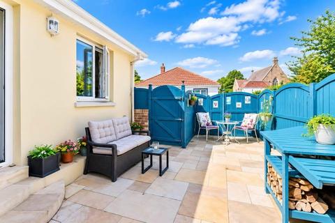 2 bedroom apartment for sale, La Rue De Patier, St Saviour JE3
